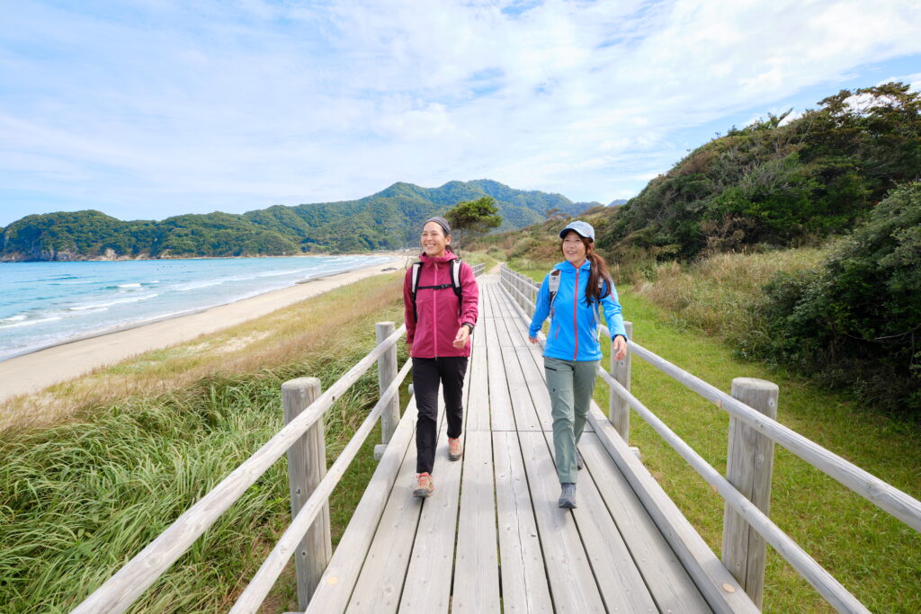 コース10:山歩きと絶景の砂浜を楽しむ